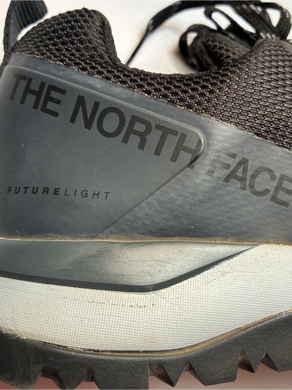 The North Face Futurelight Mens US 11 Waterproof Hiking Shoes Great Condition - Picture 5 of 13